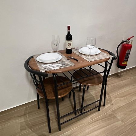 Al 106 Apartment Free Wi-Fi 5 Min Dalla Stazione Prato  Exterior photo