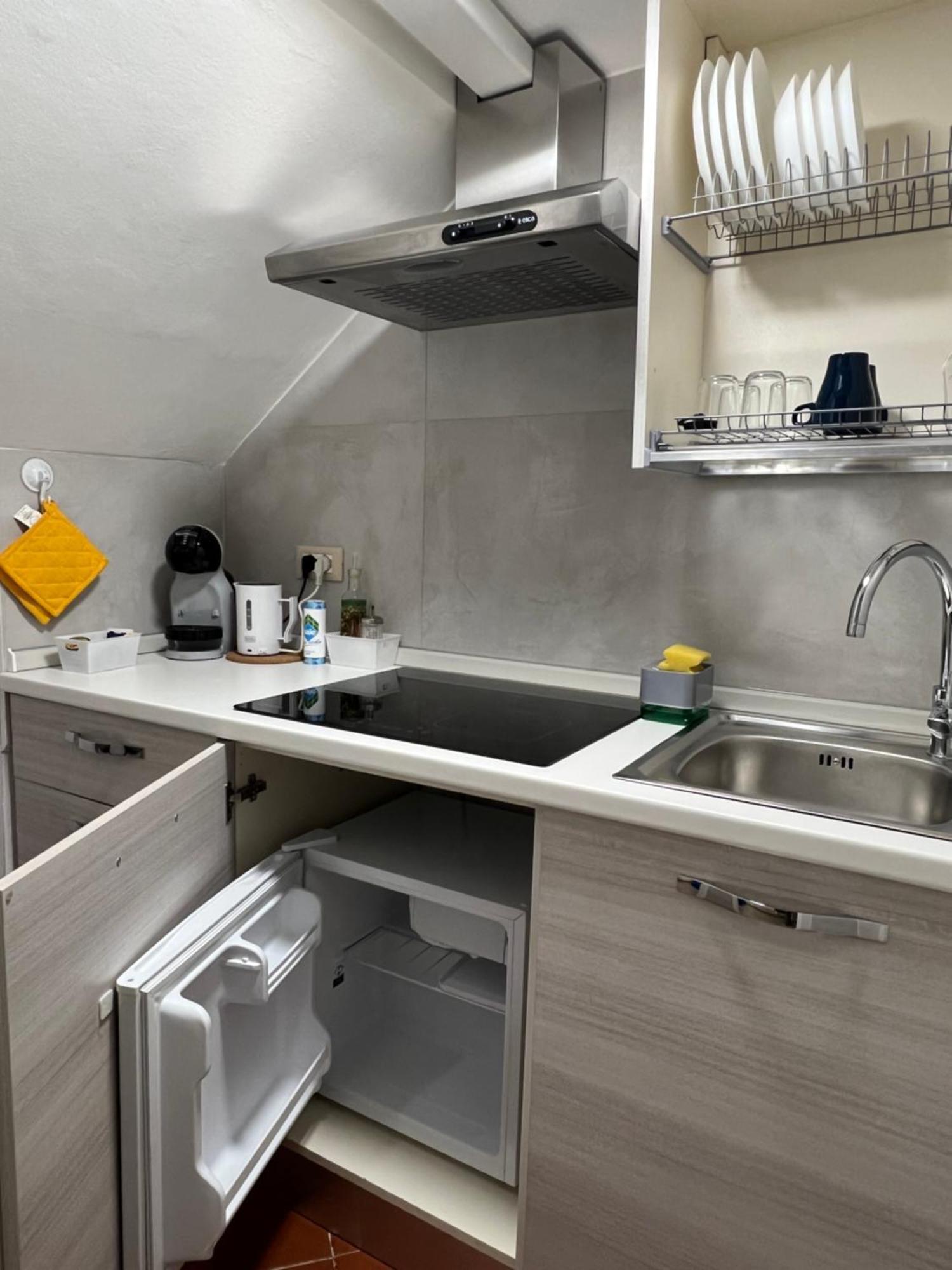 Al 106 Apartment Free Wi-Fi 5 Min Dalla Stazione Prato  Exterior photo